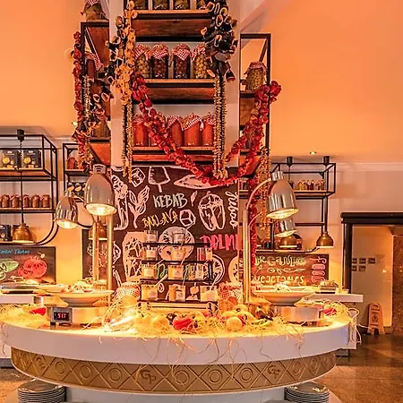 帕萨大酒店 酒店 马尔马里斯