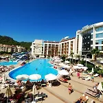 Hotel Grand Pasa