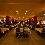 Hotel Grand Pasa 5*